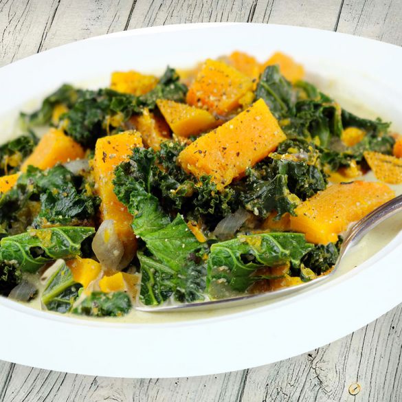 Kale salteado con calabaza